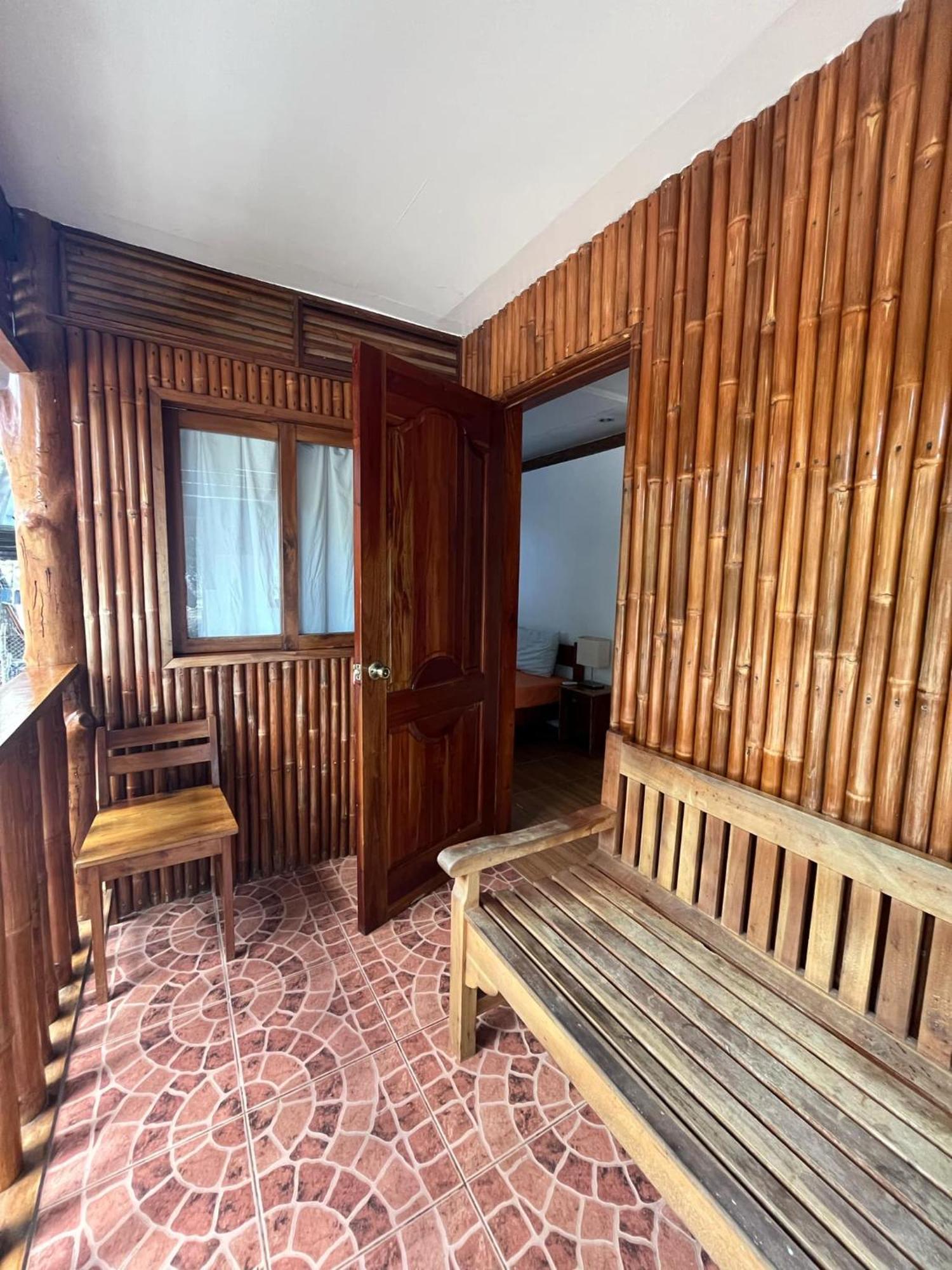 Pahiluna Guesthouse Panglao Dış mekan fotoğraf