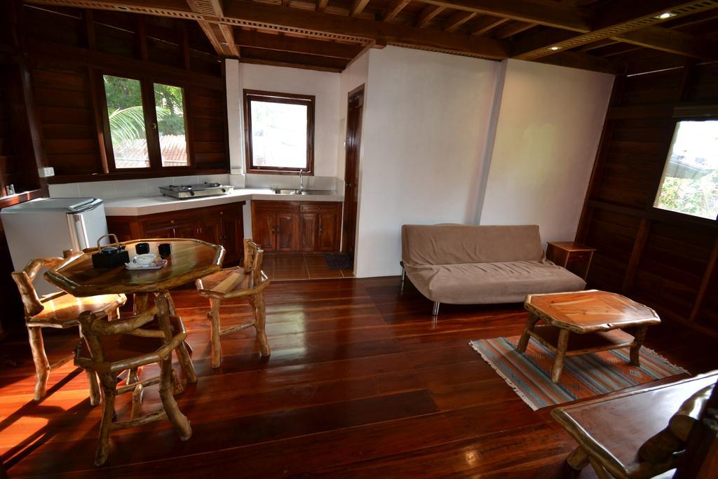 Pahiluna Guesthouse Panglao Dış mekan fotoğraf